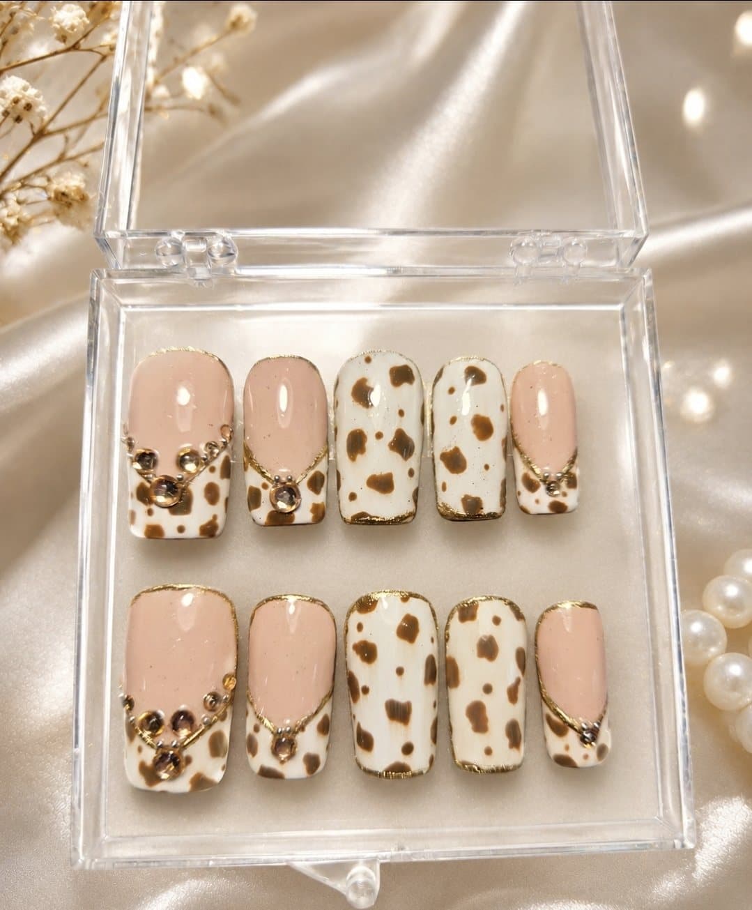 Latte Spots press-on nail set